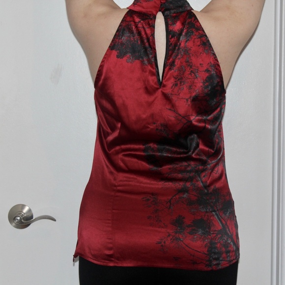 le chateau | red satin top - Picture 4 of 4